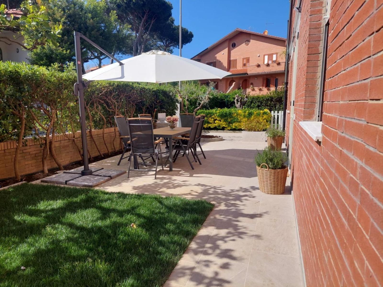 Casa Del Sole With Garden * Marina Di Pisa